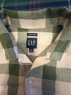 GAP Green and White Linen Plaid Button-Down Shirt
